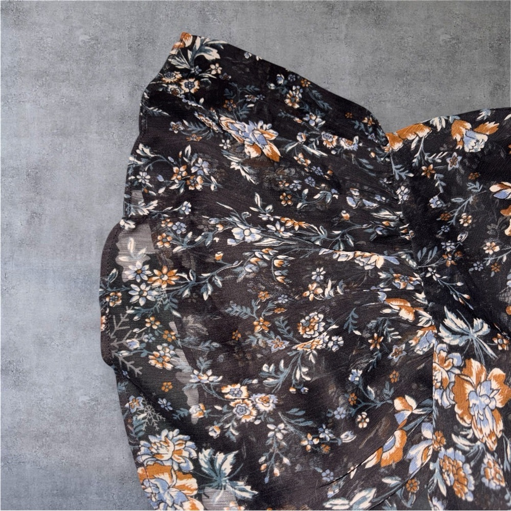 American Eagle Outfitters Floral Kimono - Picture 2 of 3